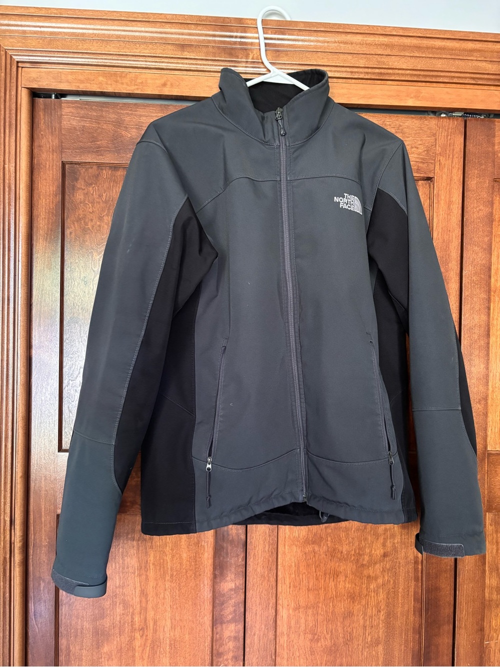 The North Face Men’s Black Softshell Jacket size medium